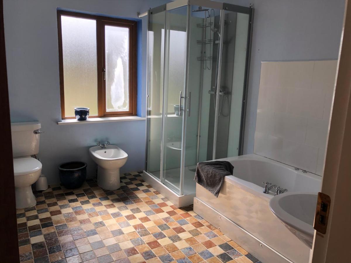 House With Sea Views Close To Beach With Wifi And Large Kitchen And Dining Ardnagreevagh Ngoại thất bức ảnh